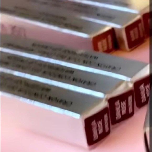 Beauty box’s , skin care and make up ! - Picture 11 of 16